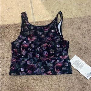 New Lululemon Power Pivot tank